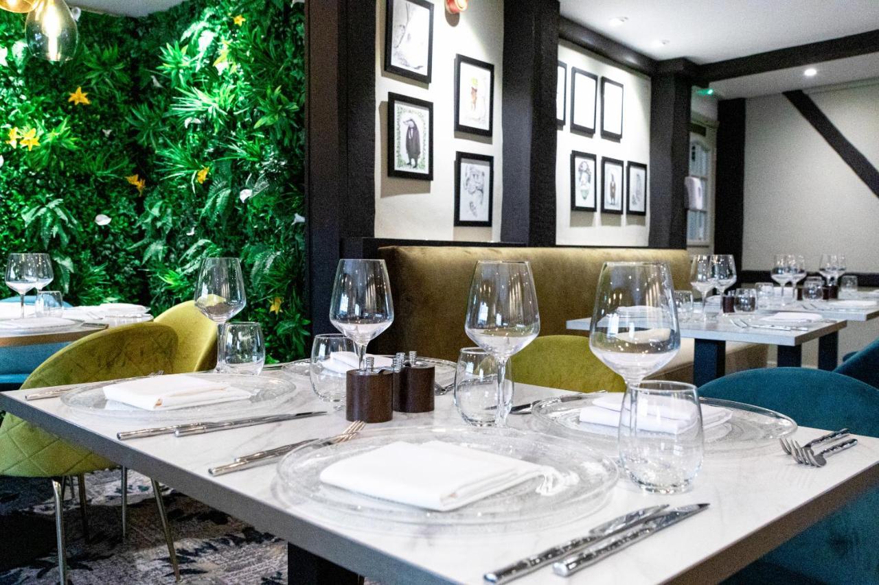 The George Hotel Пангборн Екстериор снимка